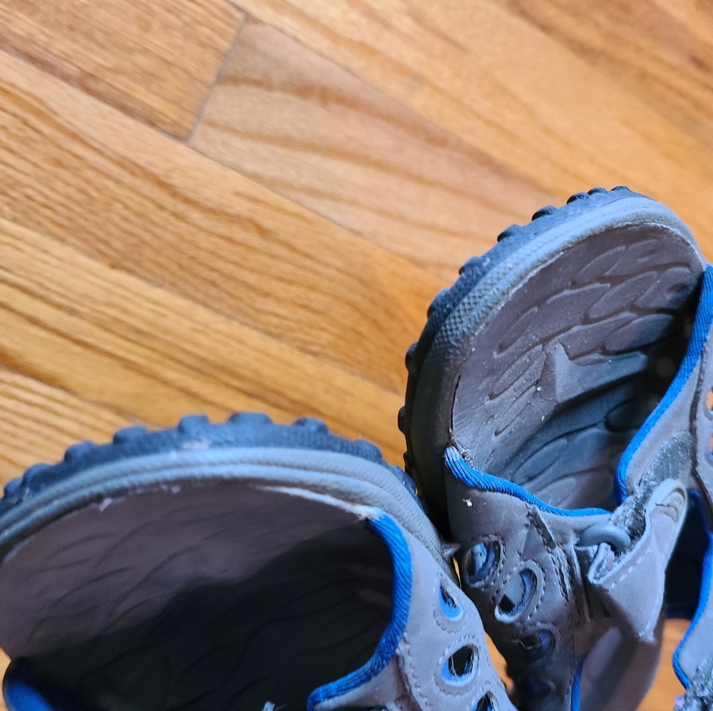 Merrell Sandals - Picture 3 of 5